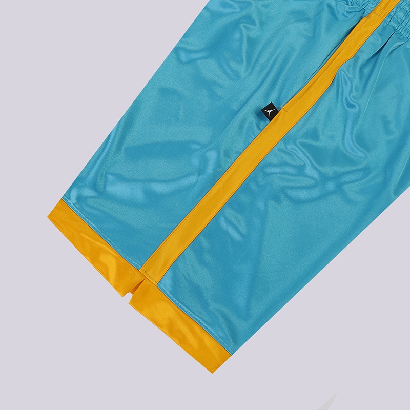мужские голубые шорты Jordan Shimmer Shorts AJ1122-486 - цена, описание, фото 3